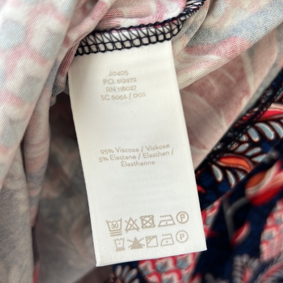 Boden pineapple print skirt red and navy blue size 8P - Picture 4 of 4